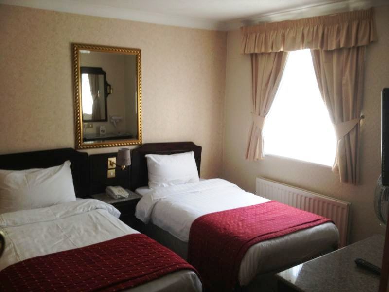 Holiday Villa Hotel London Exterior photo